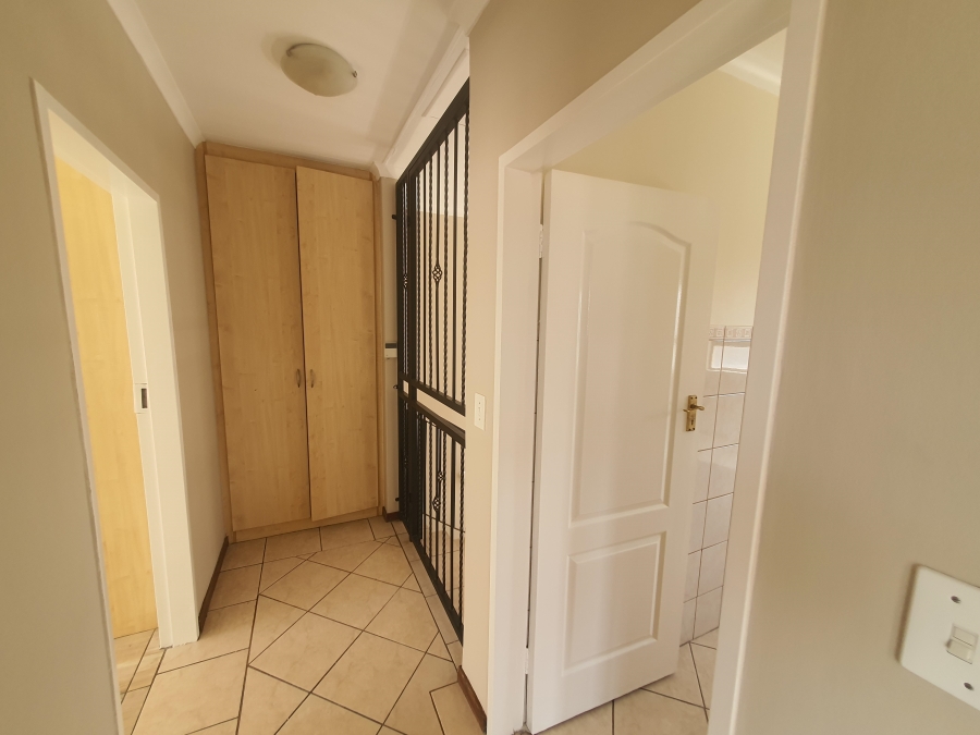 To Let 3 Bedroom Property for Rent in Bassonia Gauteng