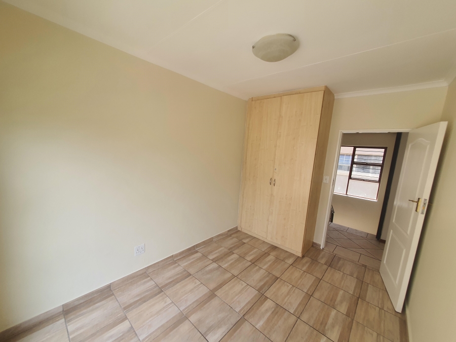 To Let 3 Bedroom Property for Rent in Bassonia Gauteng