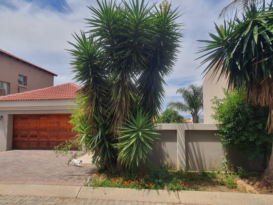 To Let 3 Bedroom Property for Rent in Bassonia Gauteng