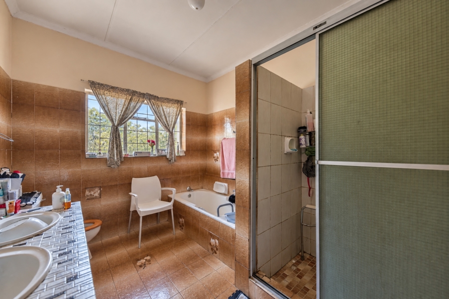 3 Bedroom Property for Sale in Villieria Gauteng