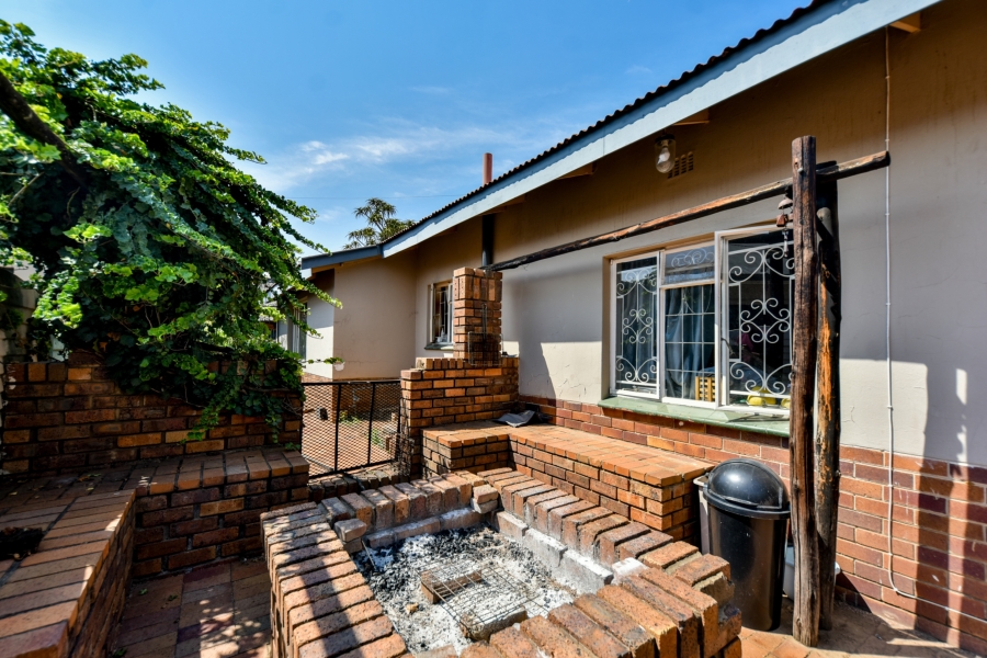 3 Bedroom Property for Sale in Villieria Gauteng