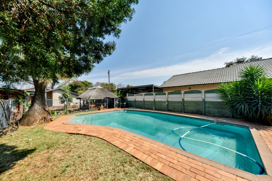 3 Bedroom Property for Sale in Villieria Gauteng