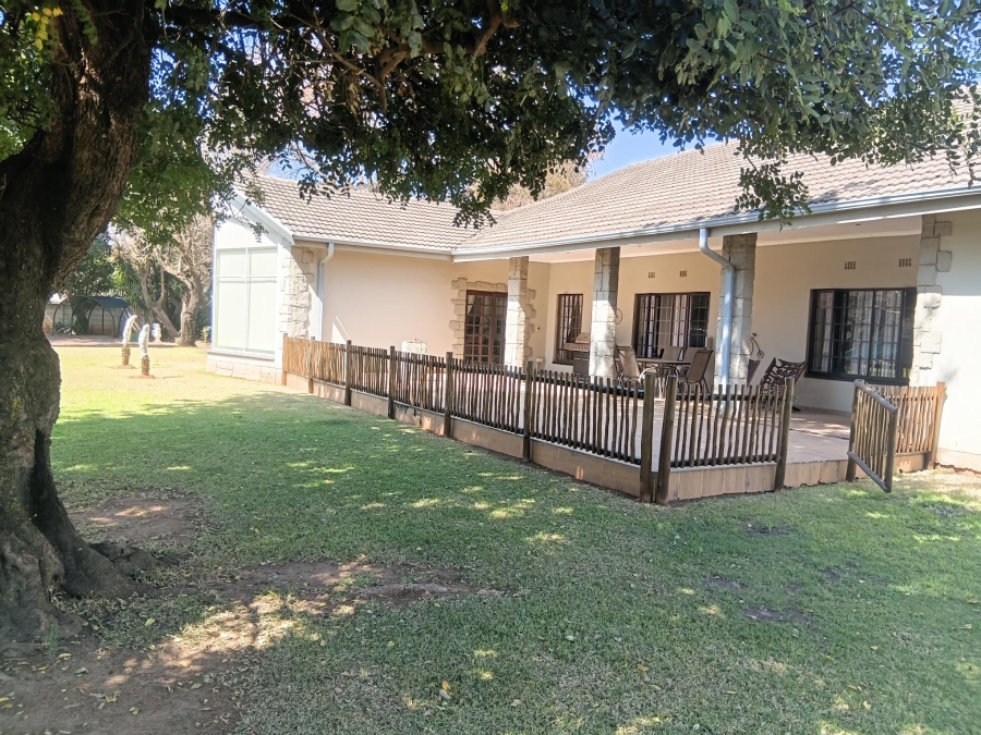 7 Bedroom Property for Sale in Andeon AH Gauteng