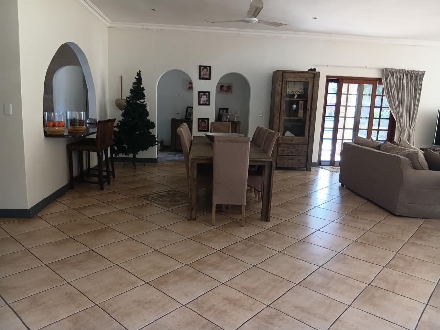7 Bedroom Property for Sale in Andeon AH Gauteng
