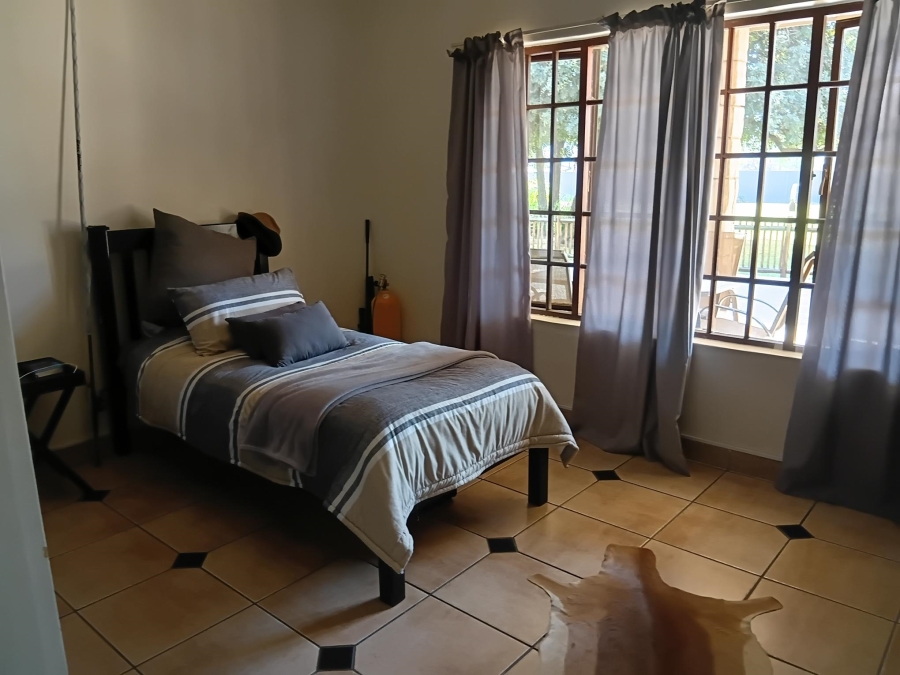 7 Bedroom Property for Sale in Andeon AH Gauteng