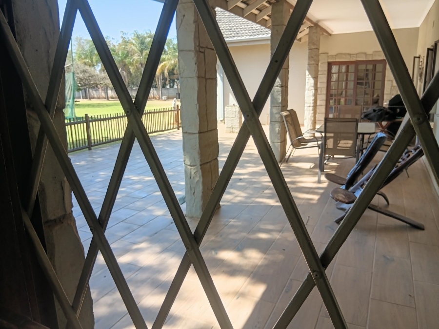 7 Bedroom Property for Sale in Andeon AH Gauteng