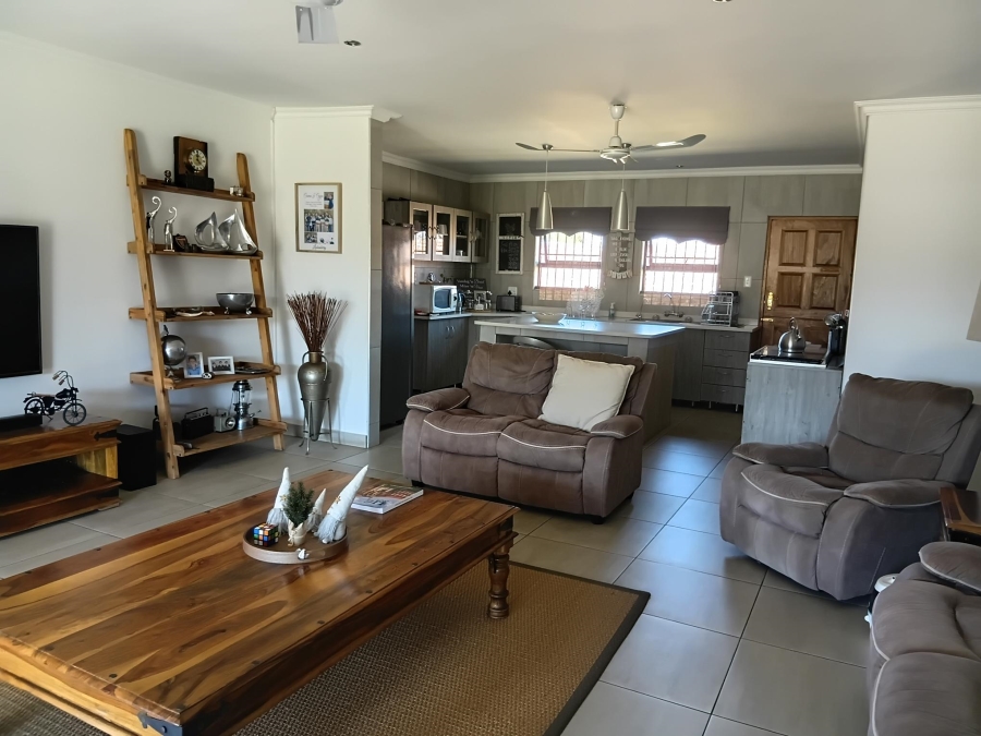 7 Bedroom Property for Sale in Andeon AH Gauteng