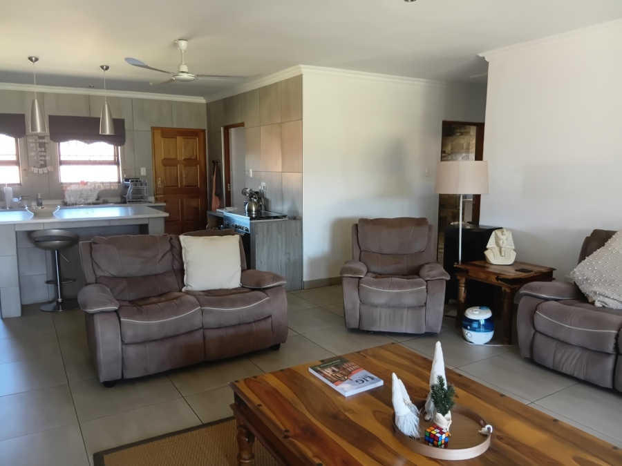 7 Bedroom Property for Sale in Andeon AH Gauteng