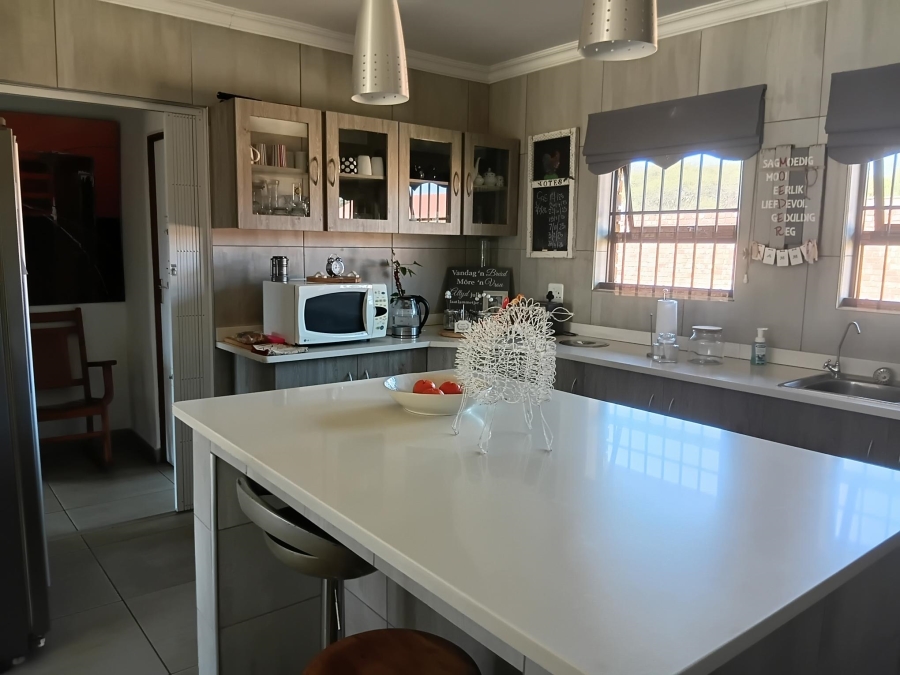 7 Bedroom Property for Sale in Andeon AH Gauteng