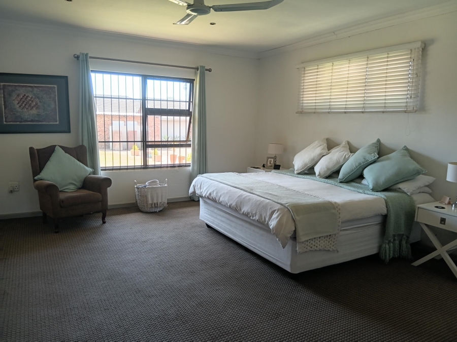 7 Bedroom Property for Sale in Andeon AH Gauteng