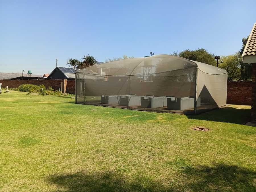 7 Bedroom Property for Sale in Andeon AH Gauteng
