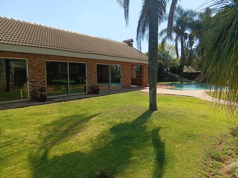 7 Bedroom Property for Sale in Andeon AH Gauteng