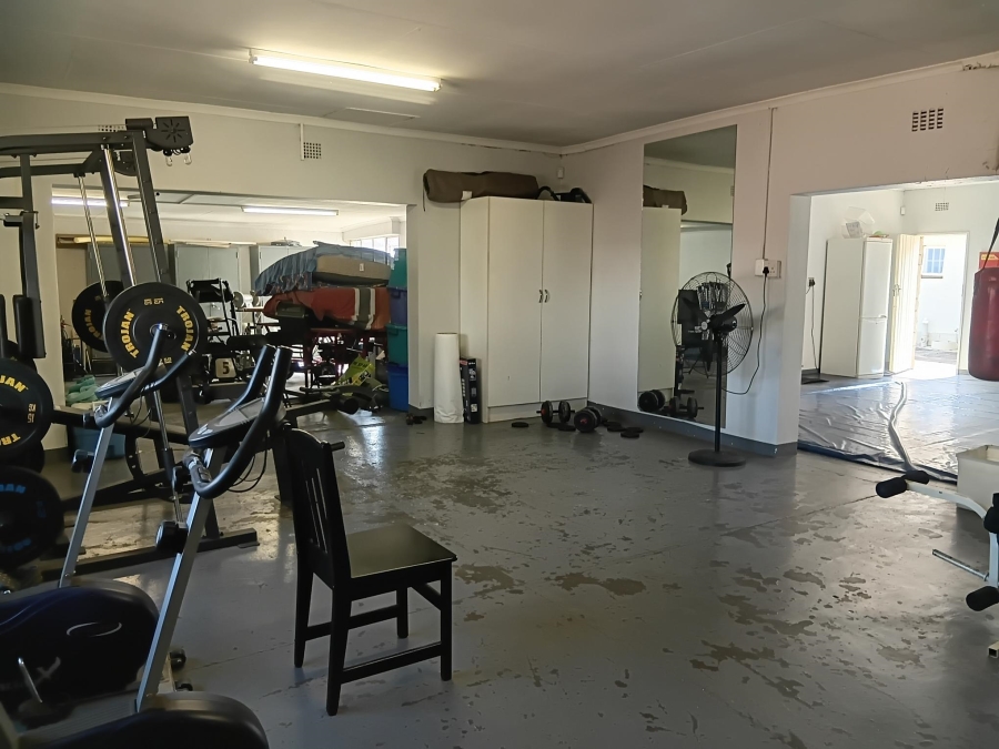 7 Bedroom Property for Sale in Andeon AH Gauteng