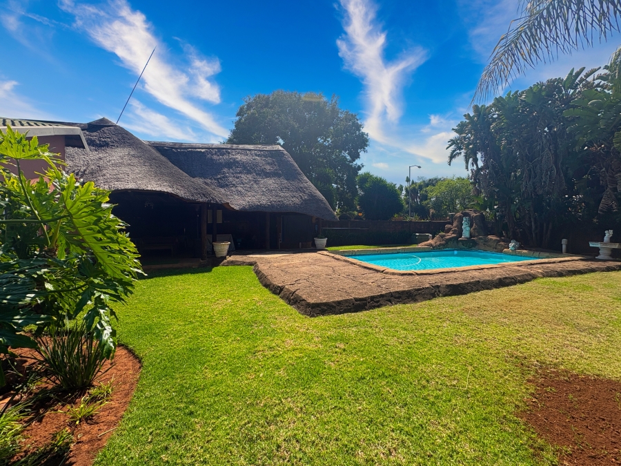 4 Bedroom Property for Sale in Karenpark Gauteng