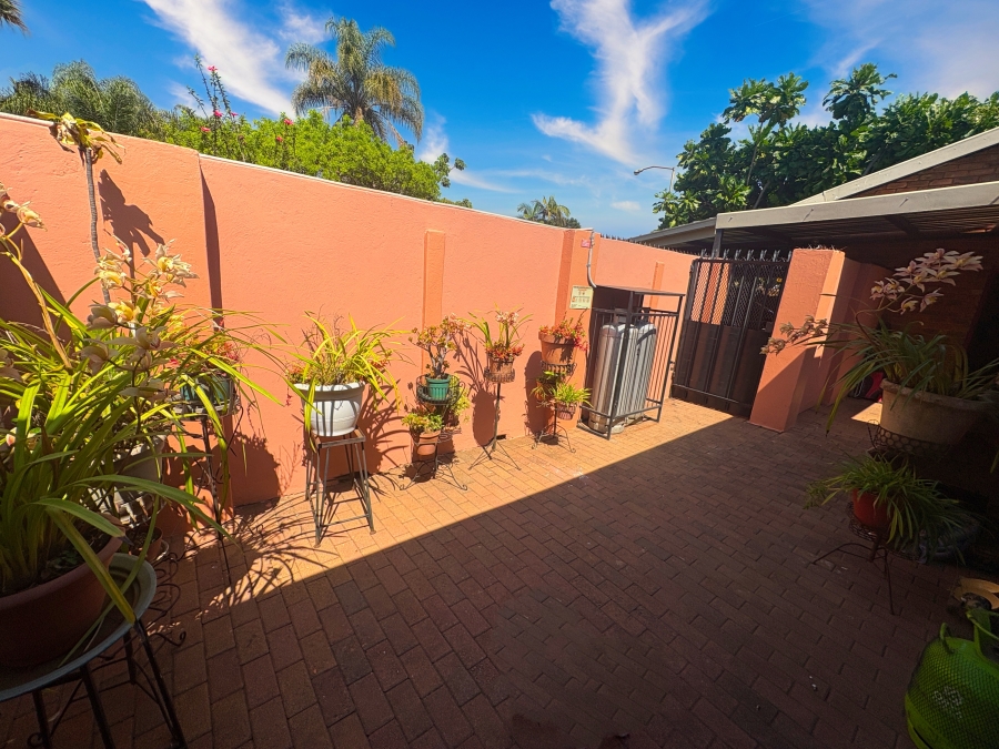 4 Bedroom Property for Sale in Karenpark Gauteng