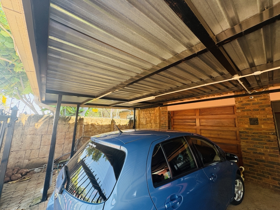 4 Bedroom Property for Sale in Karenpark Gauteng