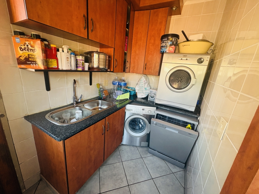 4 Bedroom Property for Sale in Karenpark Gauteng
