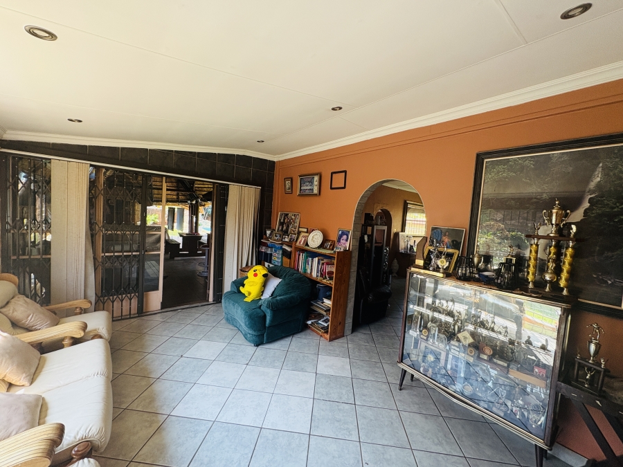 4 Bedroom Property for Sale in Karenpark Gauteng