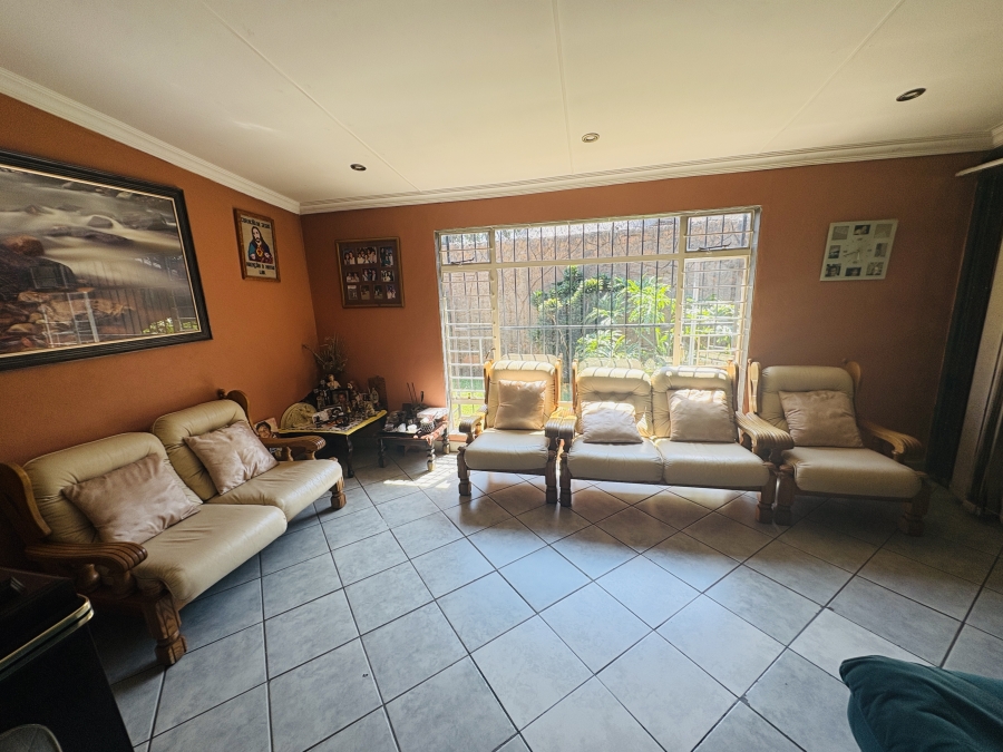 4 Bedroom Property for Sale in Karenpark Gauteng