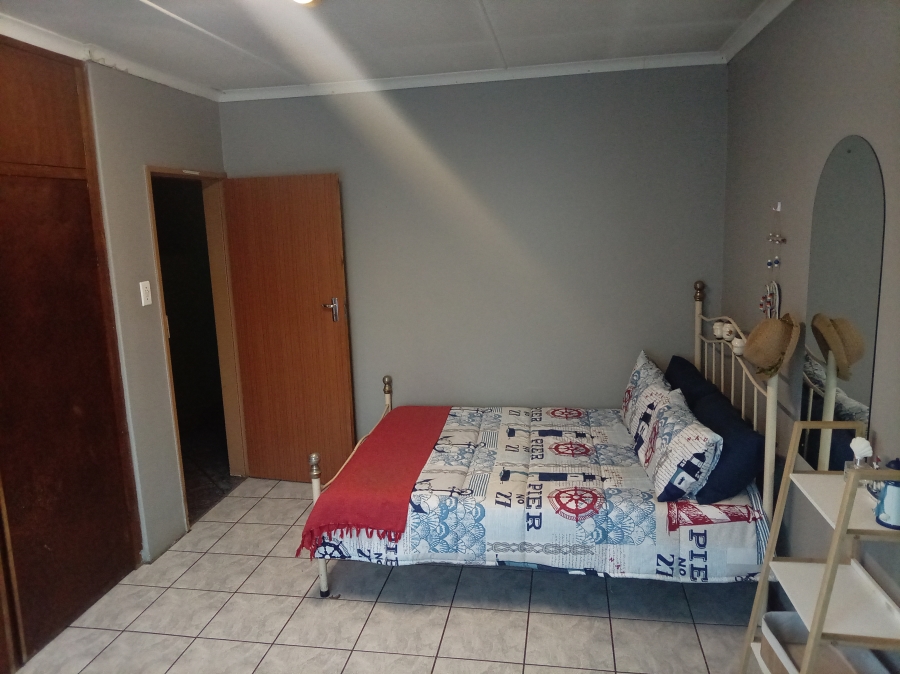 4 Bedroom Property for Sale in Vanderbijlpark CE 2 Gauteng