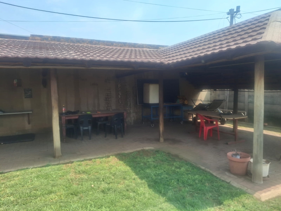 4 Bedroom Property for Sale in Vanderbijlpark CE 2 Gauteng