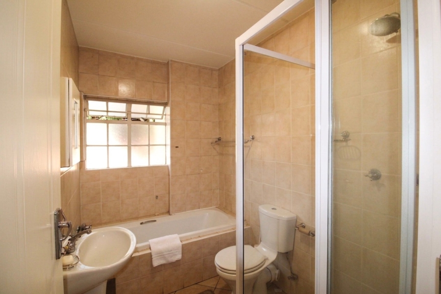 2 Bedroom Property for Sale in North Riding Gauteng