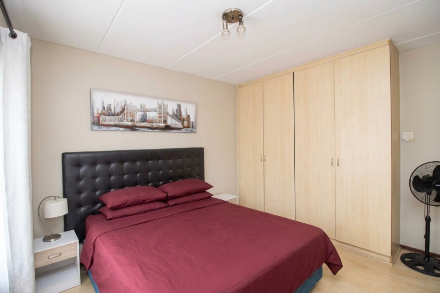 2 Bedroom Property for Sale in North Riding Gauteng