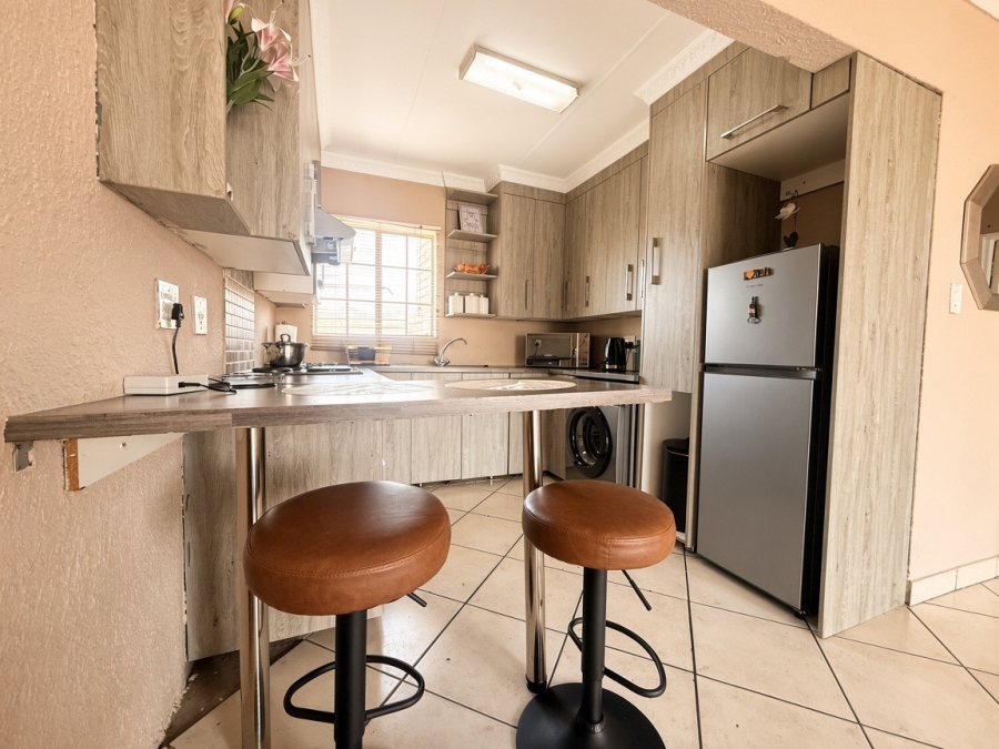2 Bedroom Property for Sale in North Riding Gauteng