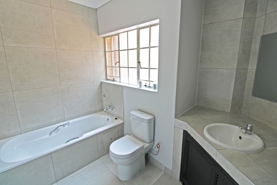 3 Bedroom Property for Sale in Bryanston Gauteng