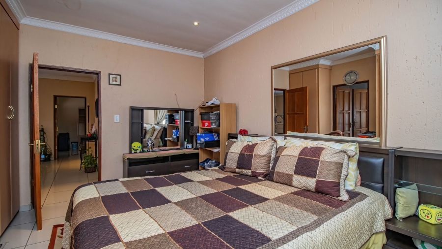 4 Bedroom Property for Sale in Sunward Park Gauteng