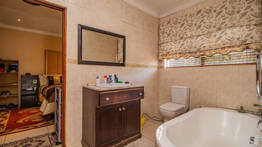 4 Bedroom Property for Sale in Sunward Park Gauteng