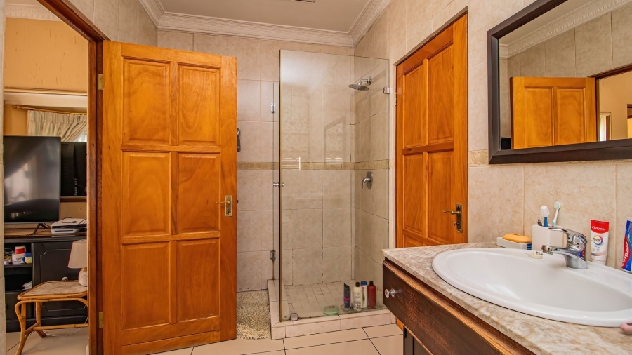 4 Bedroom Property for Sale in Sunward Park Gauteng