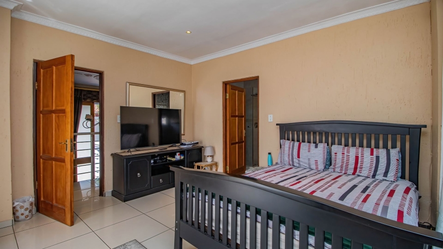 4 Bedroom Property for Sale in Sunward Park Gauteng