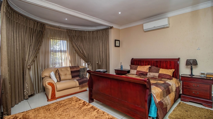 4 Bedroom Property for Sale in Sunward Park Gauteng