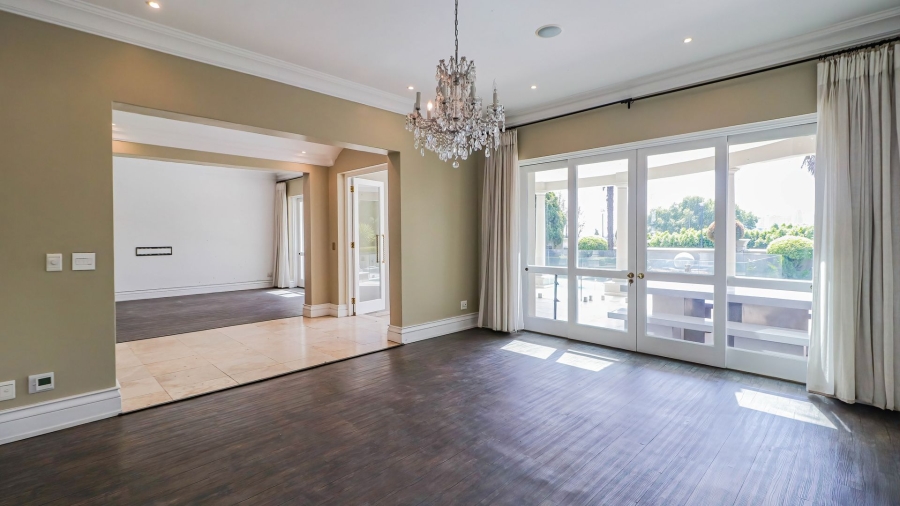 5 Bedroom Property for Sale in Sandhurst Gauteng