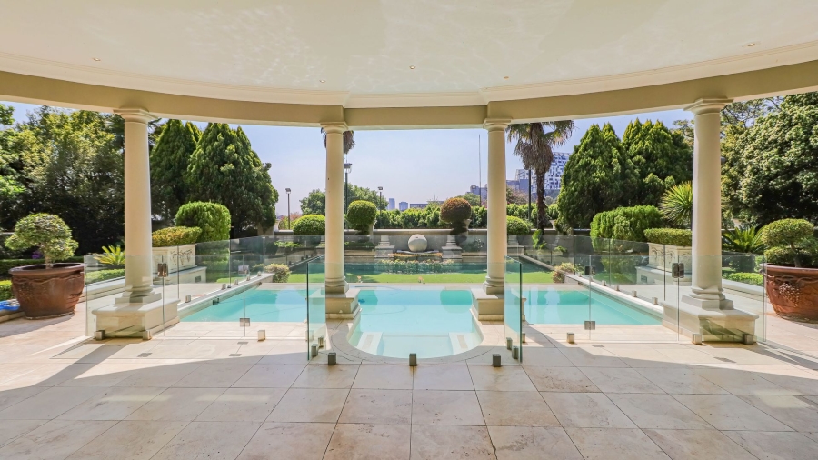 5 Bedroom Property for Sale in Sandhurst Gauteng