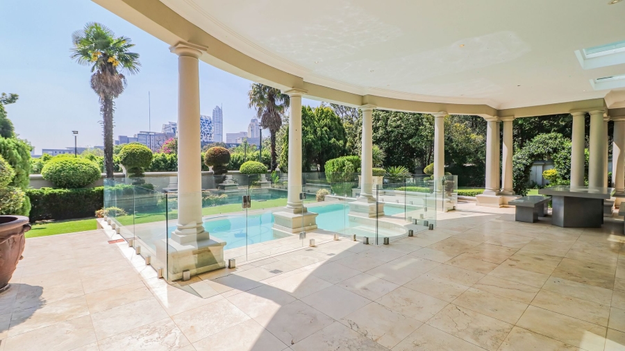 5 Bedroom Property for Sale in Sandhurst Gauteng