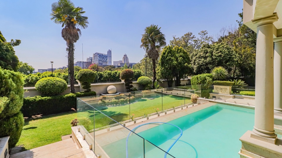 5 Bedroom Property for Sale in Sandhurst Gauteng
