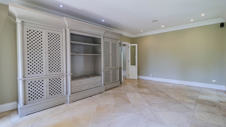 5 Bedroom Property for Sale in Sandhurst Gauteng