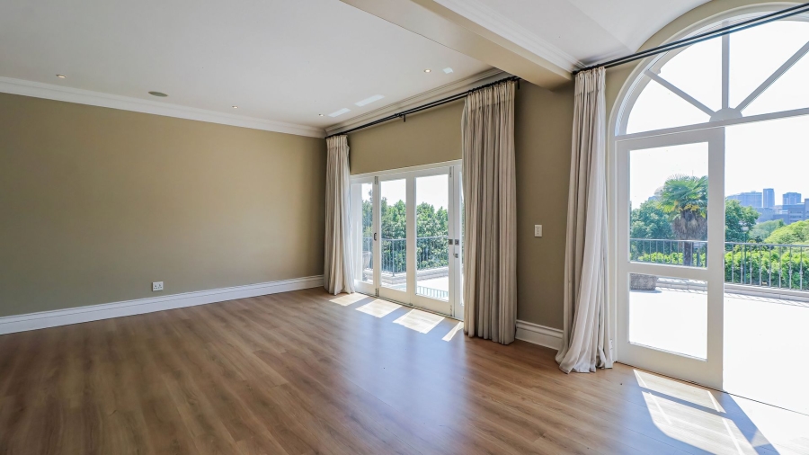 5 Bedroom Property for Sale in Sandhurst Gauteng