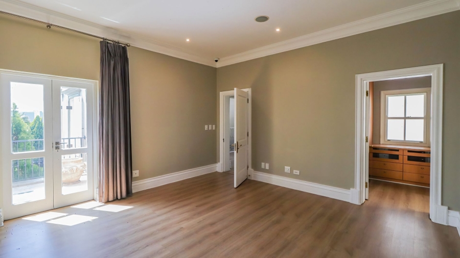 5 Bedroom Property for Sale in Sandhurst Gauteng