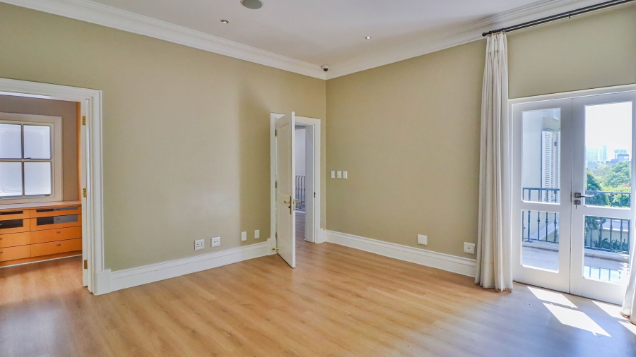 5 Bedroom Property for Sale in Sandhurst Gauteng