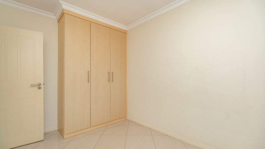 2 Bedroom Property for Sale in Little Falls Gauteng