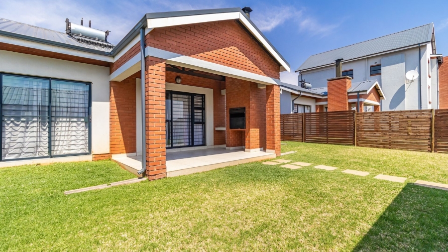 3 Bedroom Property for Sale in Glen Marais Gauteng