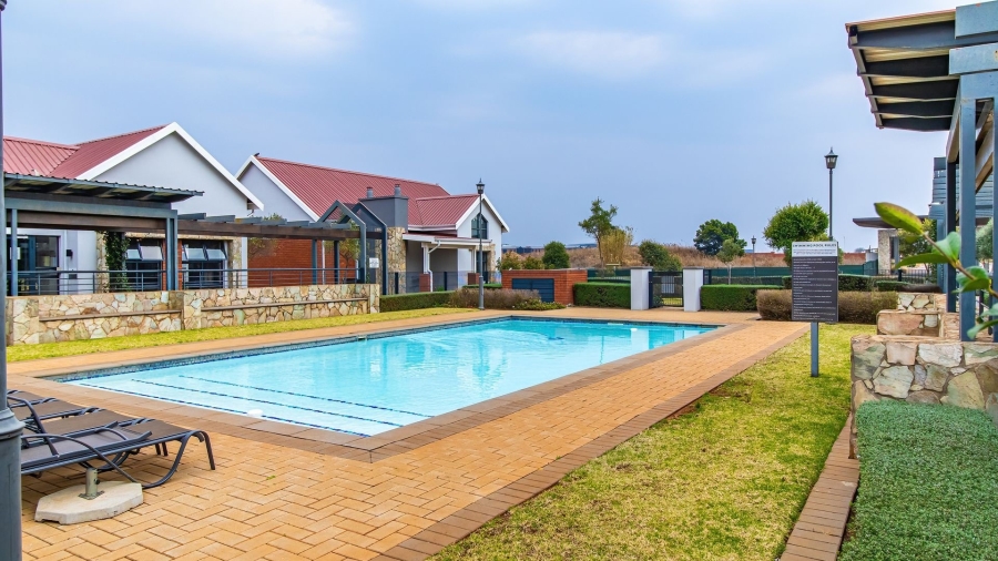 3 Bedroom Property for Sale in Glen Marais Gauteng