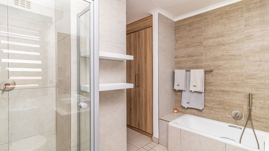 3 Bedroom Property for Sale in Glen Marais Gauteng