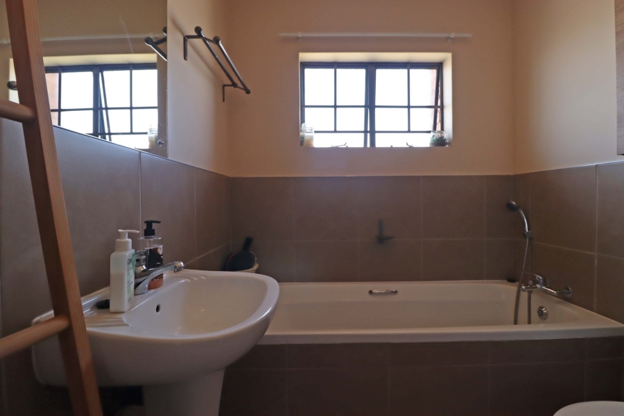 2 Bedroom Property for Sale in Sagewood Gauteng