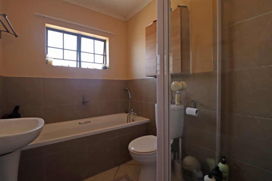 2 Bedroom Property for Sale in Sagewood Gauteng