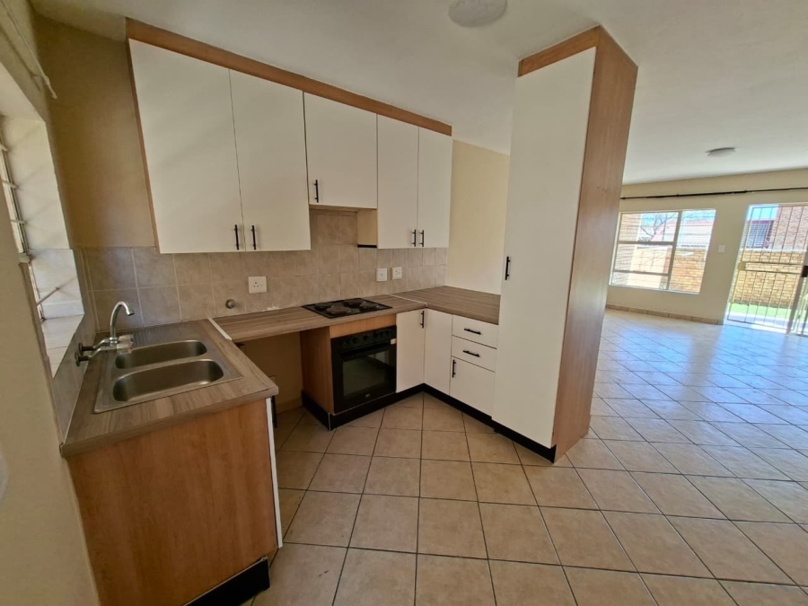 2 Bedroom Property for Sale in Celtisdal Gauteng