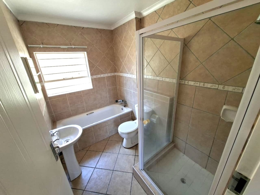 2 Bedroom Property for Sale in Celtisdal Gauteng
